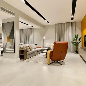  شقة C Living - Executive - Aqiq